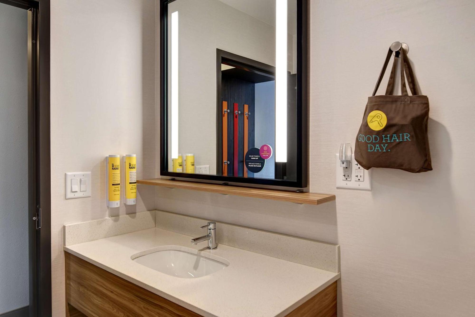Tru By Hilton Columbia Greystone Hotell Exteriör bild